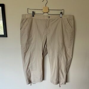 Reitmans Light Beige Plus Petite Capris